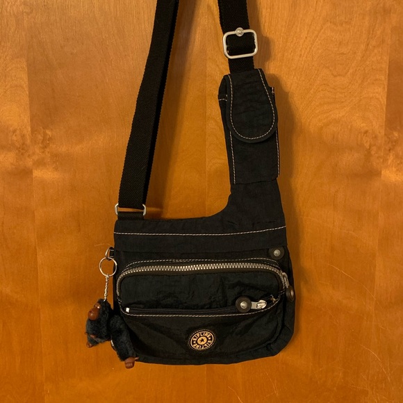 small navy blue crossbody bag